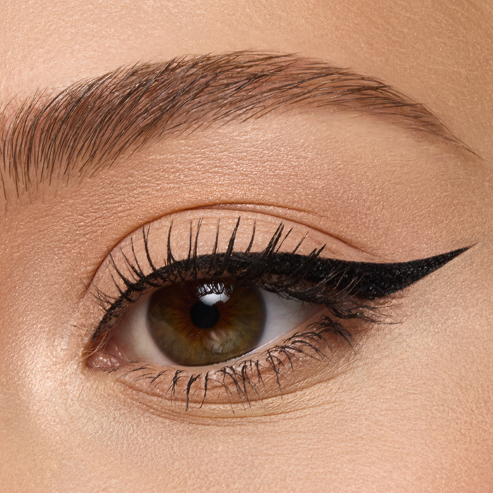 Жидкая подводка для глаз DEEP CHARMING LIQUID EYELINER
